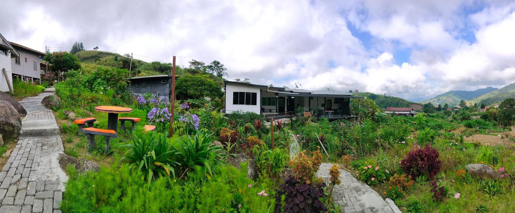 Komowanan Holiday home *